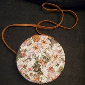 Rattan floral print round crossbody